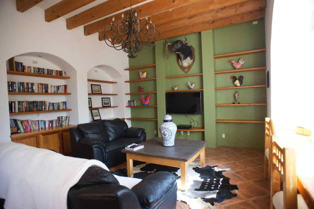 La Casona De Los Colibries El Pueblito  Esterno foto